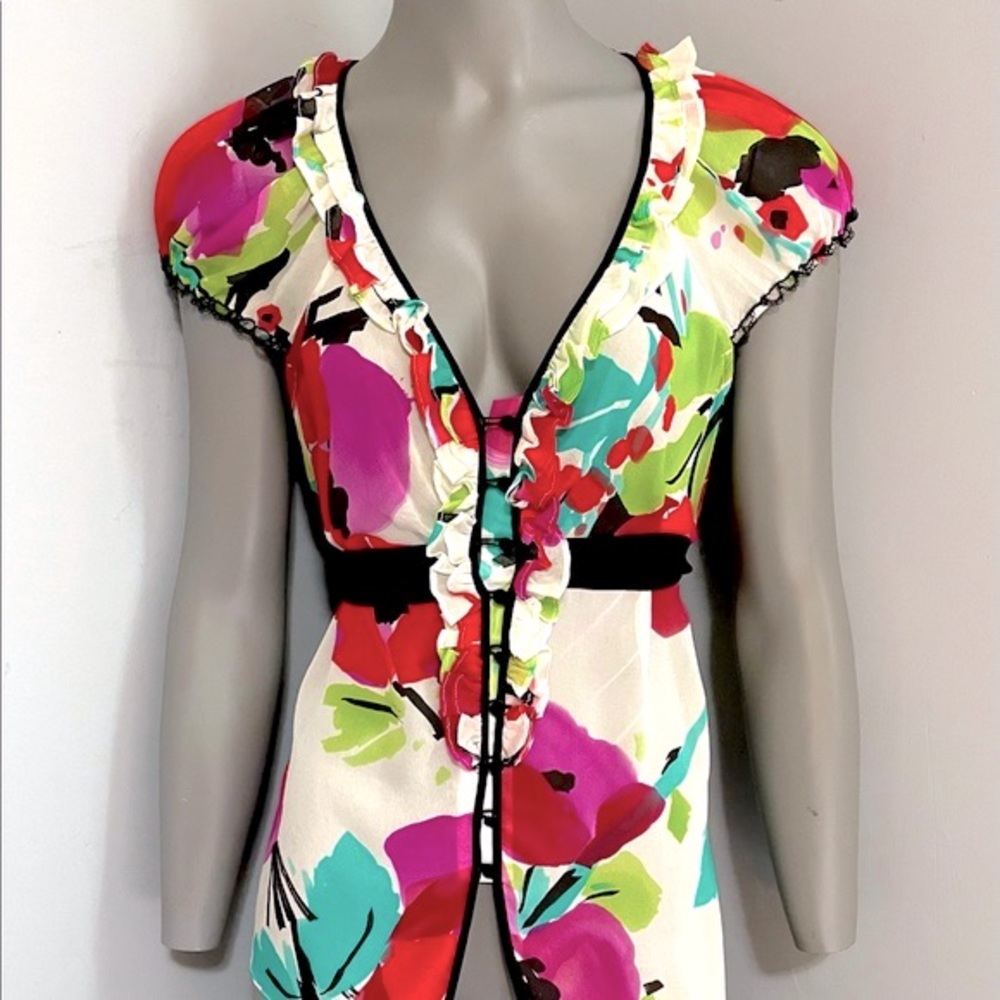 LIKE NEW STUNNING GUESS JEANS FLORAL COLOURFUL 100% SILK BLOUSE Sz Large